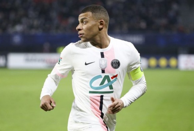 Jornal espanhol afirma que craque do PSG já assinou com Real Madrid