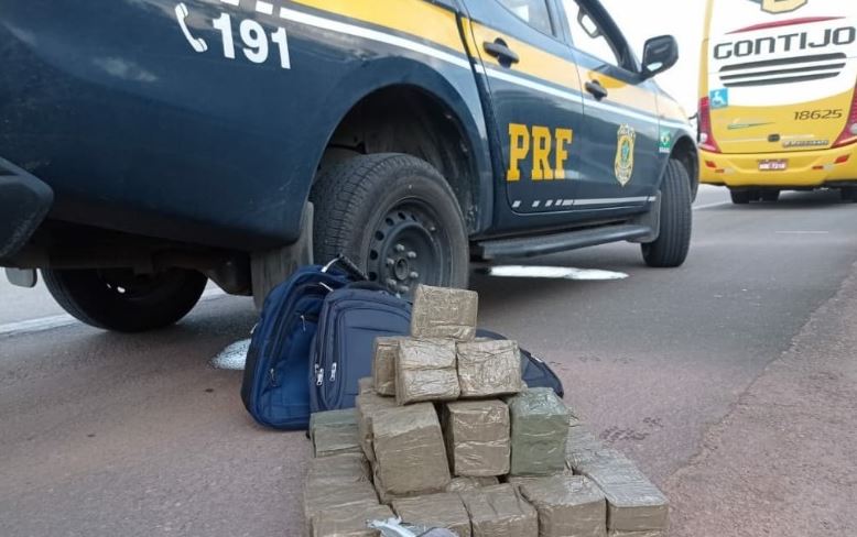 Justiça do RN solta mulher flagrada com 40 Kg de maconha, alegando que ela não oferece “ameaça à ordem pública”