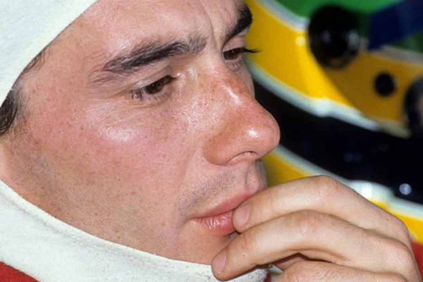 Curva onde Ayrton Senna morreu em Ímola sofreu mudança radical nos últimos anos