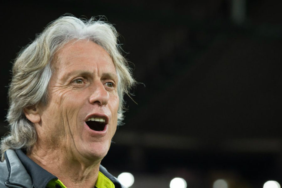 Jorge Jesus diz que aceitaria convite para treinar seleção brasileira