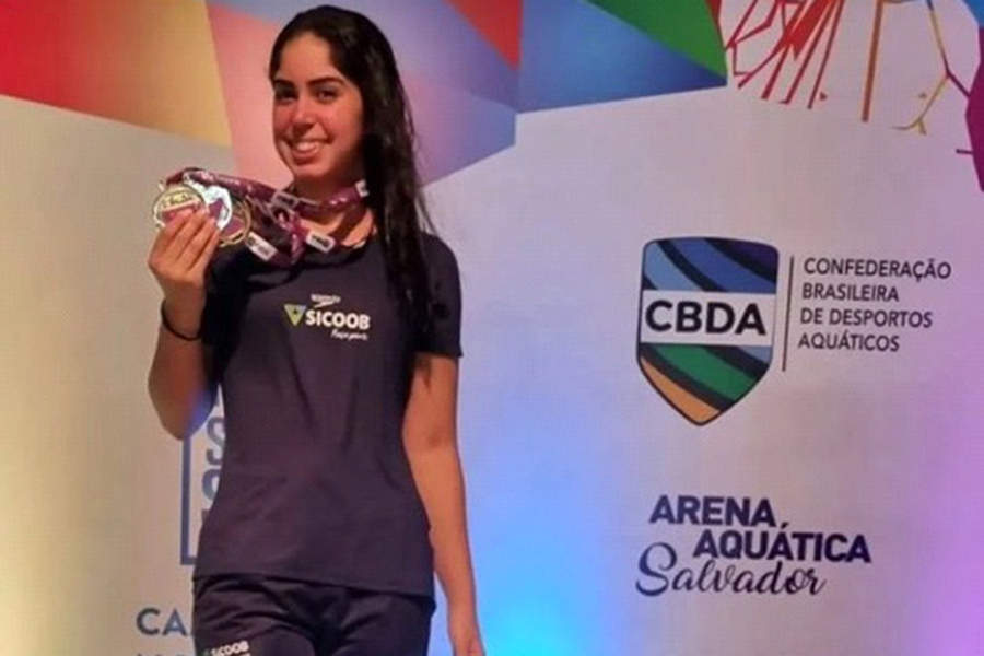 Nadadora do RN ganha três medalhas na Bahia