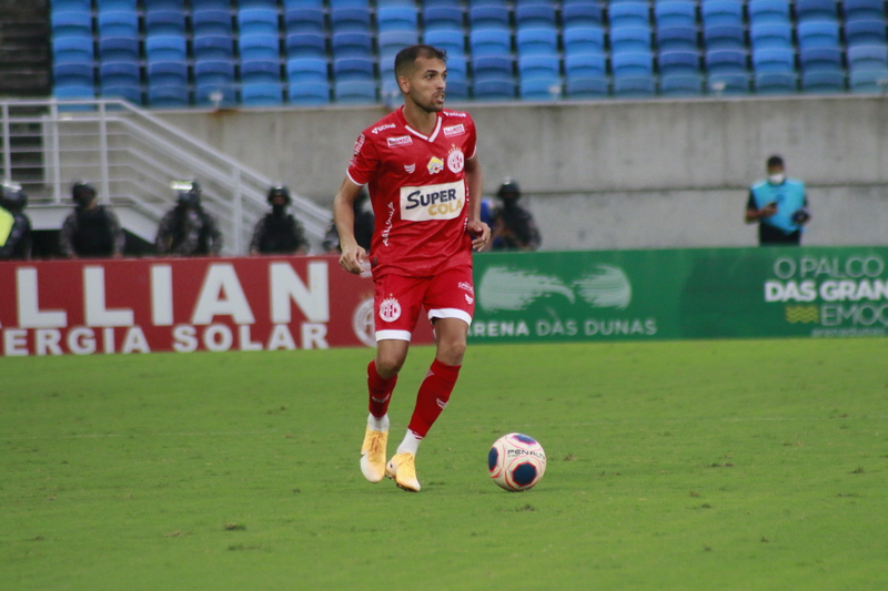 Volante Allef volta a sentir lesão e desfalca o América contra o Retrô-PE
