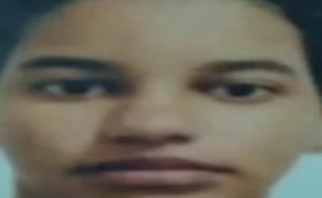 Mulher é morta pelo ex-marido em praça pública no bairro Nova Descoberta