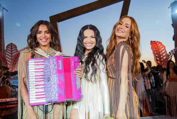 De surpresa, Claudia Leitte lança “Dengo Meu”, ao lado de Juliette e Lucy Alves