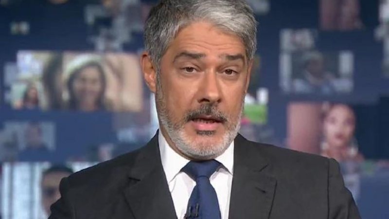 William Bonner avisa a Globo que vai se aposentar e abre mão de salário milionário