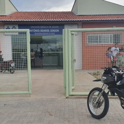 Criminosos armados invadem UBS do Bom Jesus em Mossoró e promovem arrastão