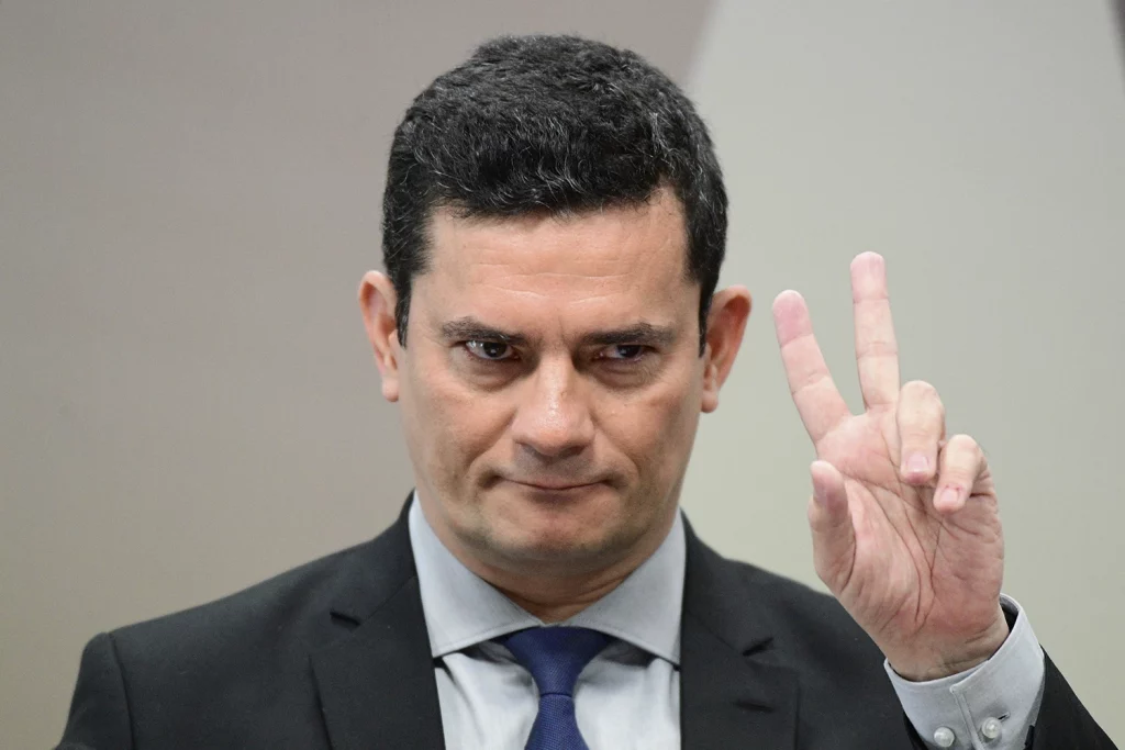 Moro vira réu em ação do PT que pede condenação por prejuízos ao país