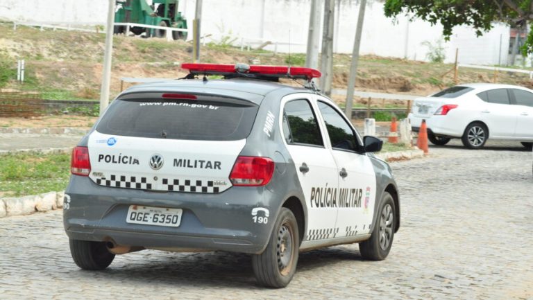 Polícia PM prende dupla armada em local com ‘alto fluxo de universitários’ em Natal