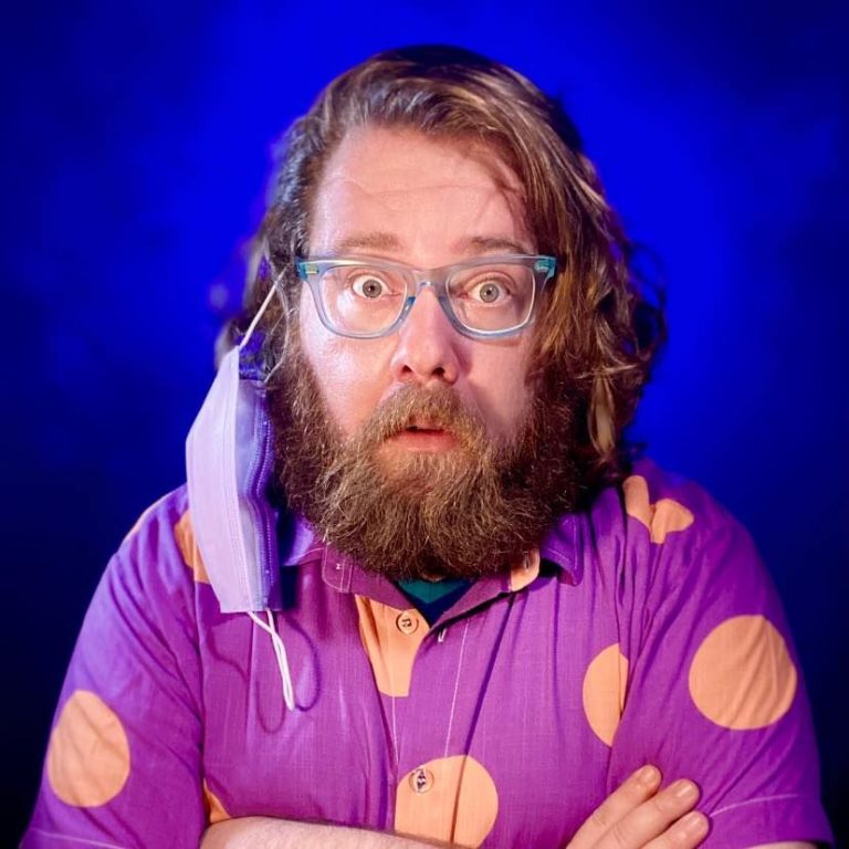 Ben Ludmer: humorista e mágico revelado por Jô Soares se apresenta no Natal Comedy Club