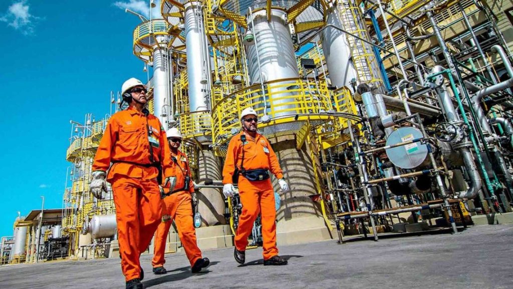 Petroleiros prometem “maior greve da história” se privatização avançar