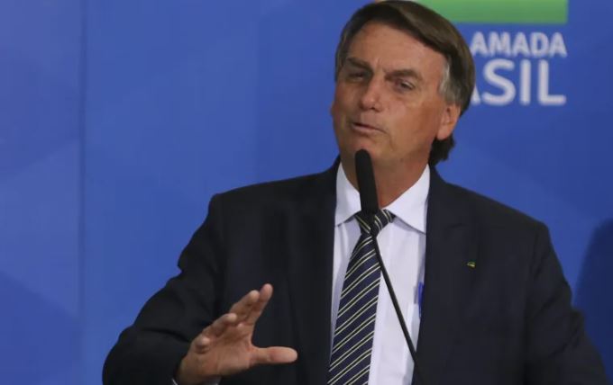 Bolsonaro diz que Sachsida tem carta branca para mexer na Petrobras: “Obviamente, qualquer mexida vai conversar comigo”