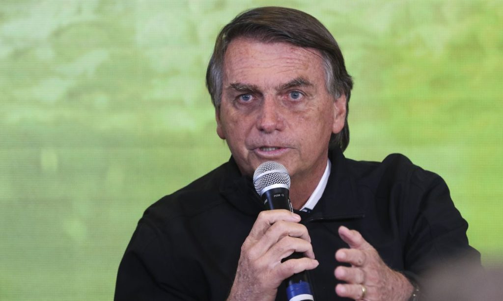 Bolsonaro vai ao Recife na segunda-feira (30) após desastres causados pelas fortes chuvas