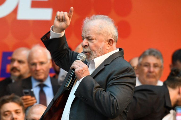 Sindicato precisa ser “freio de arrumação na ganância empresarial”, diz Lula