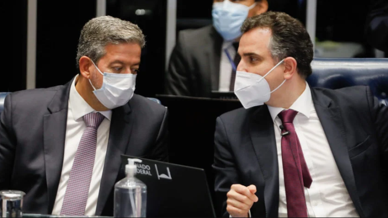 Lira e Pacheco indicaram mais de R$ 500 mi em emendas de relator
