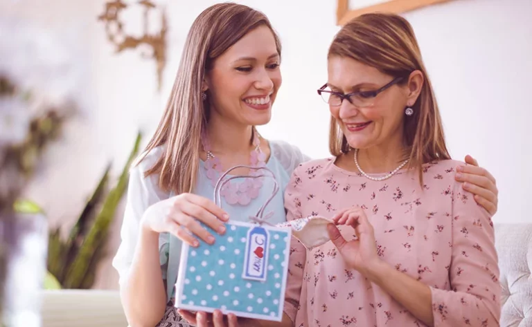 Natalenses pretendem gastar em média R$ 151 nos presentes para o Dia das Mães