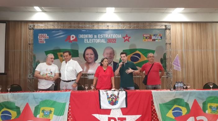 Apesar dos votos contrários de Natália, Isolda e Brisa, aliança de Fátima com Carlos Eduardo e Walter Alves foi aprovada