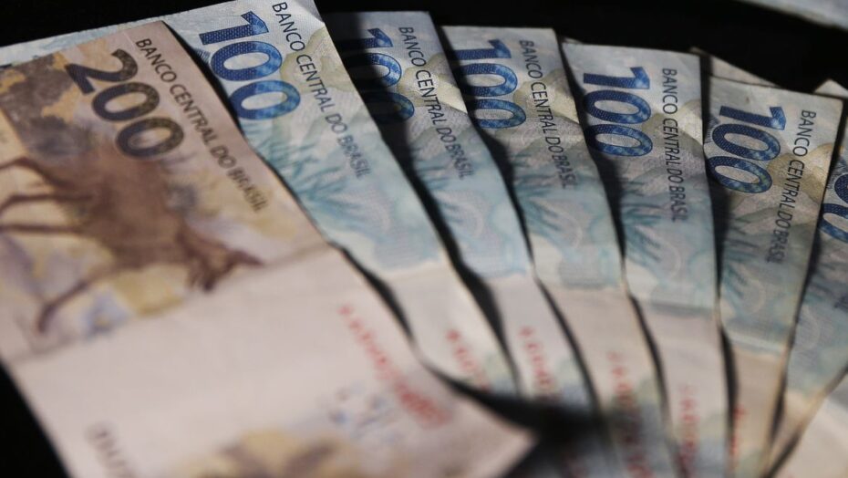 Contas públicas têm melhor resultado para fevereiro em 10 anos