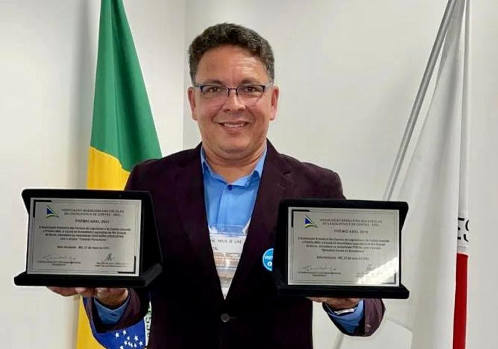 Conexão Parlamento e aplicativo da Escola da Assembleia recebem prêmio nacional