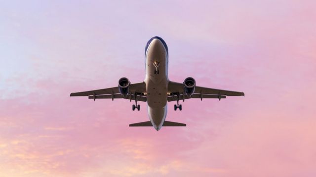 Passagens aéreas devem ficar mais caras, projeta confederação