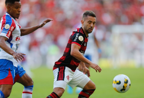 Diante de 60 mil pessoas e vaias, Flamengo perde para o Fortaleza no Maracanã