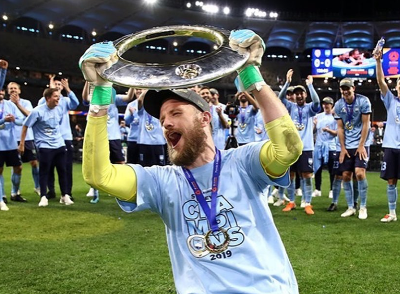 Quem é Redmayne, o goleiro bailarino que colocou a Austrália na Copa do Catar