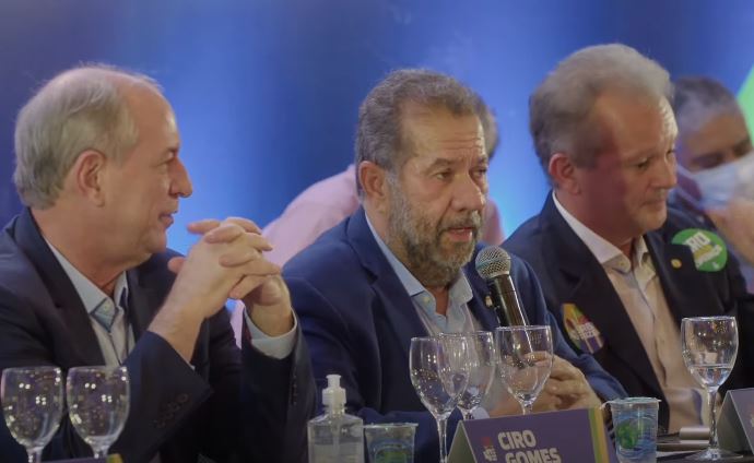 Lupi diz a Carlos Eduardo que entende aliança com PT, mas que PDT “não abre mão” de apoio a Ciro