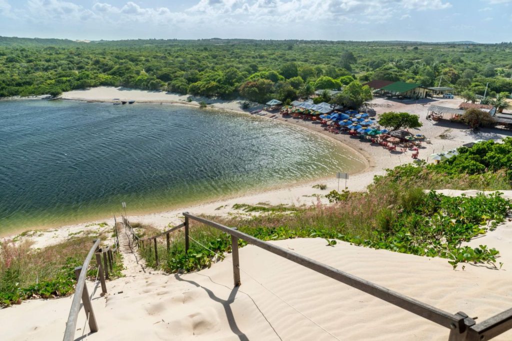 Foragido por roubo é preso ao se passar por guia de turismo em lagoa da Grande Natal