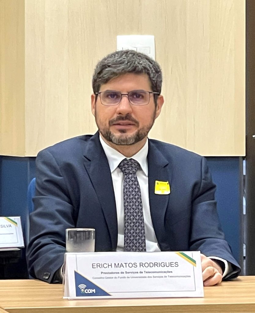 Erich Rodrigues toma posse como conselheiro do Fust