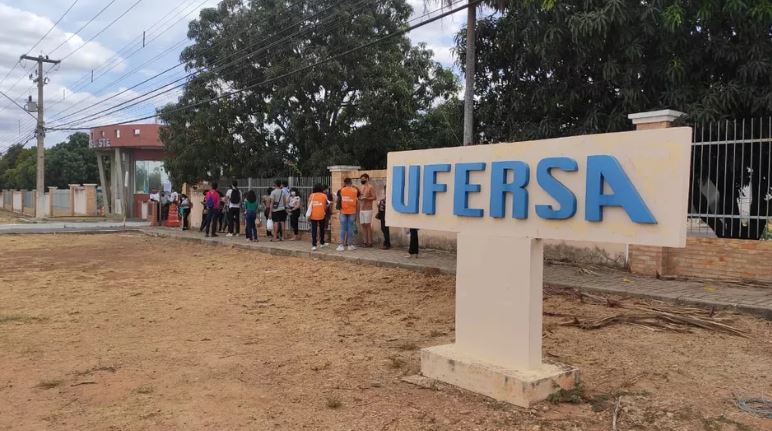 Ufersa lança edital de concurso com 6 vagas para professor efetivo