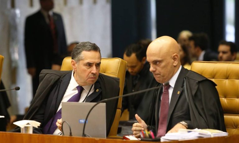 Senado aprova convite para ouvir Moraes e Barroso sobre ativismo judicial
