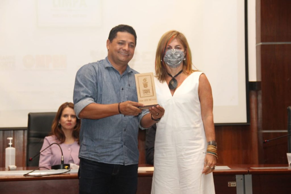 São Gonçalo recebe Selo Cidade Limpa do MP, PGE e Idema