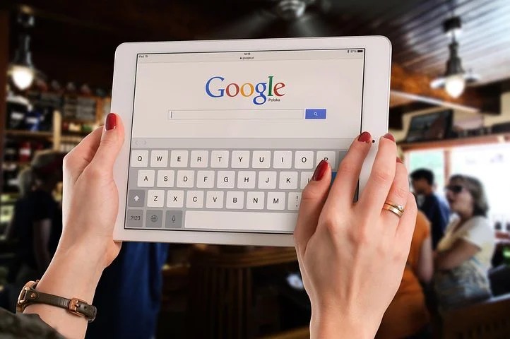 Google anuncia 500 mil bolsas de estudo para jovens