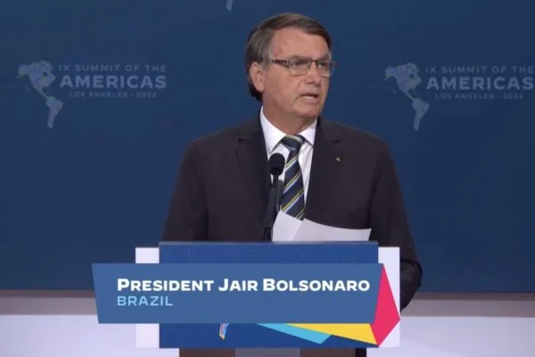 Bolsonaro: “Não precisamos da Amazônia para expandir agronegócio”