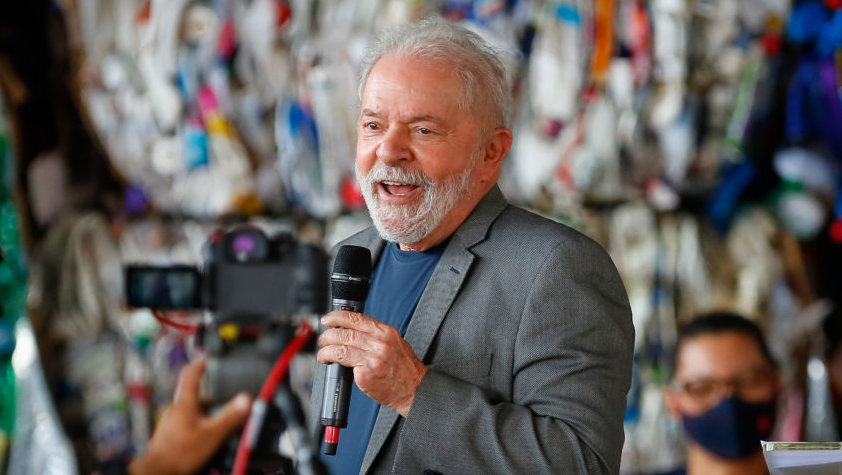 Lula oficializa pedido para que emissoras façam debates conjuntos