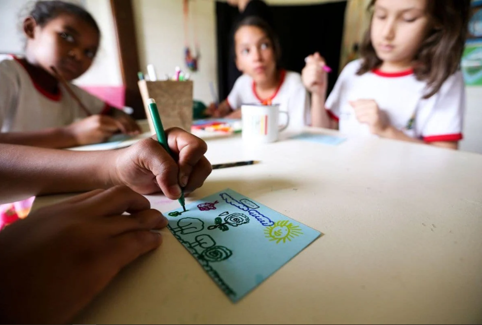 Secretarias de educação são contra projeto de ensino em domicílio