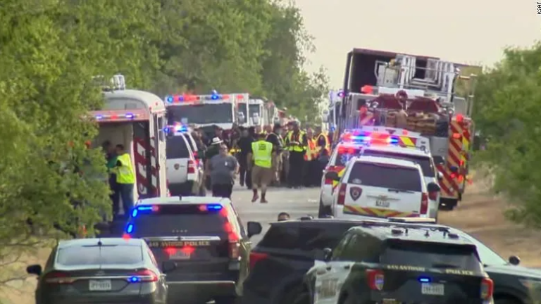 Ao menos 46 pessoas são encontradas mortas em caminhão no Texas, EUA