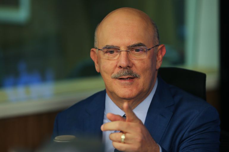 Assessores de Ribeiro pediram demissão por atuação de pastores no MEC, revela relatório da CGU