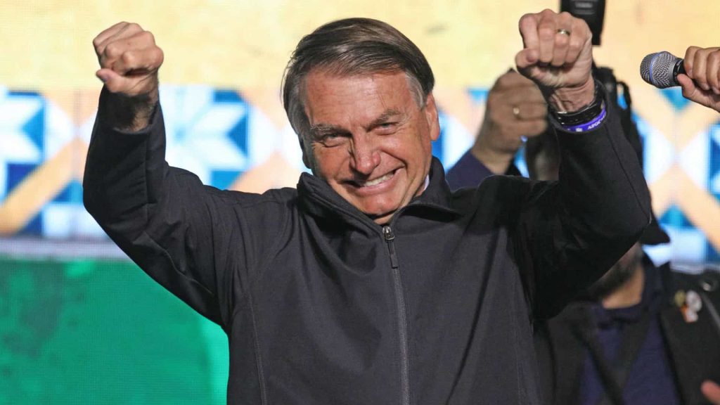 Bolsonaro cita novamente investigação sobre fraudes nas urnas em 2018