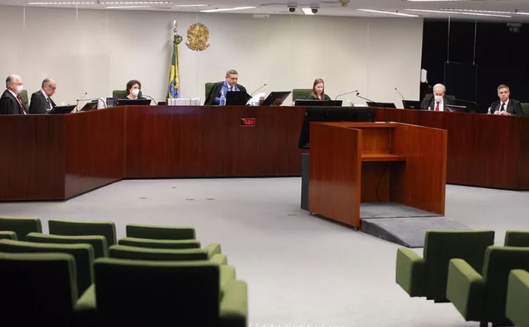 Segunda Turma do STF derruba decisão de Nunes Marques, e Francischini volta a perder o mandato de deputado