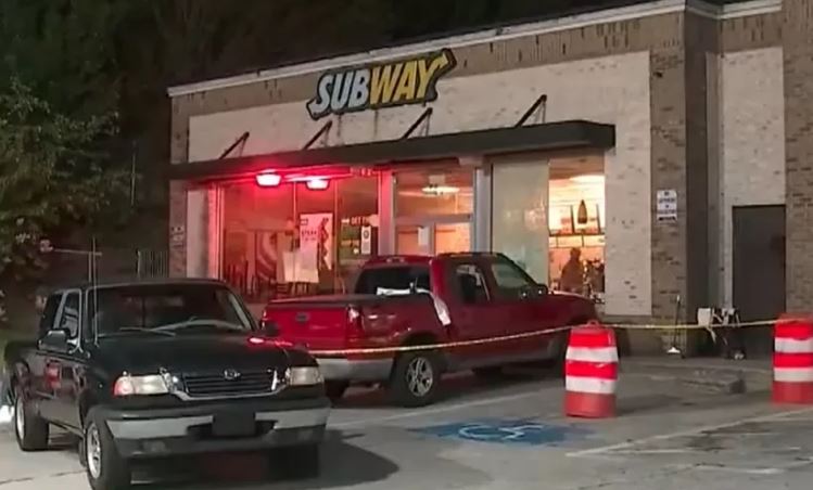 Revoltado por excesso de maionese em sanduíche, homem mata funcionária do Subway nos EUA