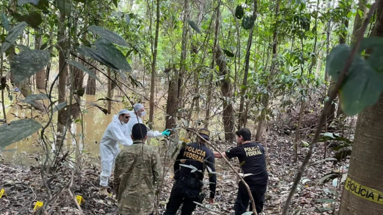 Polícia Federal faz buscas por terceiro suspeito de envolvimento nas mortes de Bruno e Dom