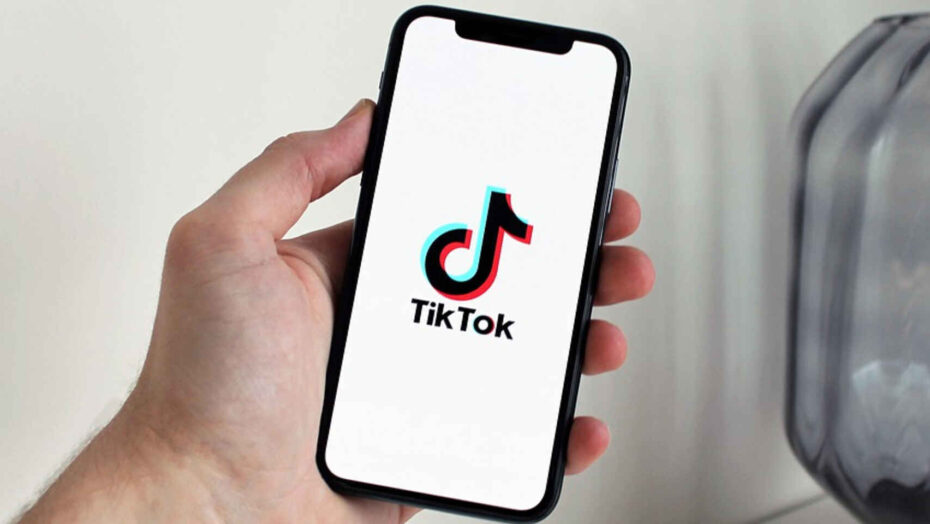Com política de “segurança de menores”, TikTok remove 20 milhões de contas suspeitas
