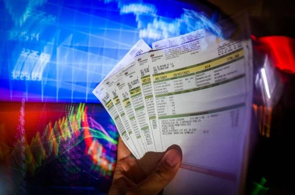 Conta de luz: Aneel anuncia alta de até 64% nas bandeiras tarifárias