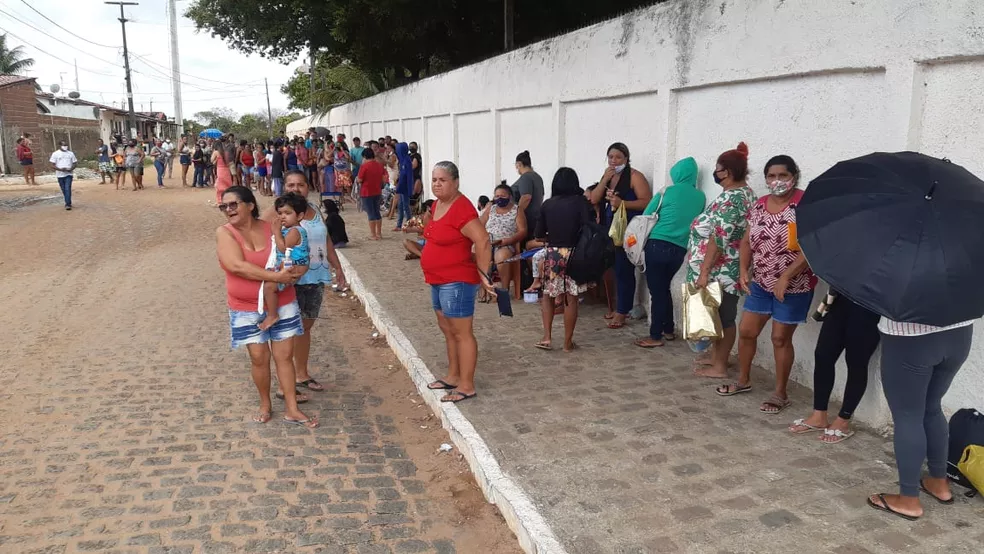 Fila para Auxílio Brasil tem 30 mil famílias no Rio Grande do Norte