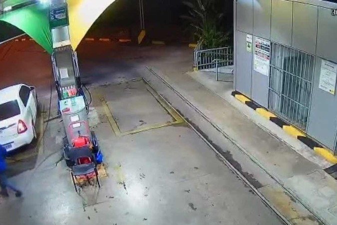 Motorista é preso por abastecer e fugir de posto sem pagar por 27 vezes