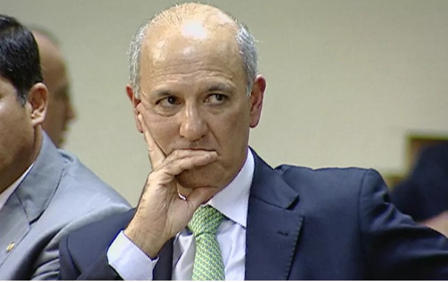 STJ restabelece direitos políticos e ex-governador Arruda, envolvido no Mensalão do DEM, poderá concorrer nas eleições