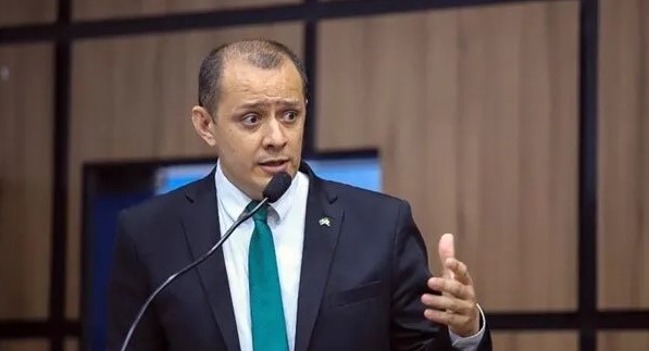 Vereador invade área restrita de UPA e flagra paciente nua; prefeitura registrou boletim de ocorrência