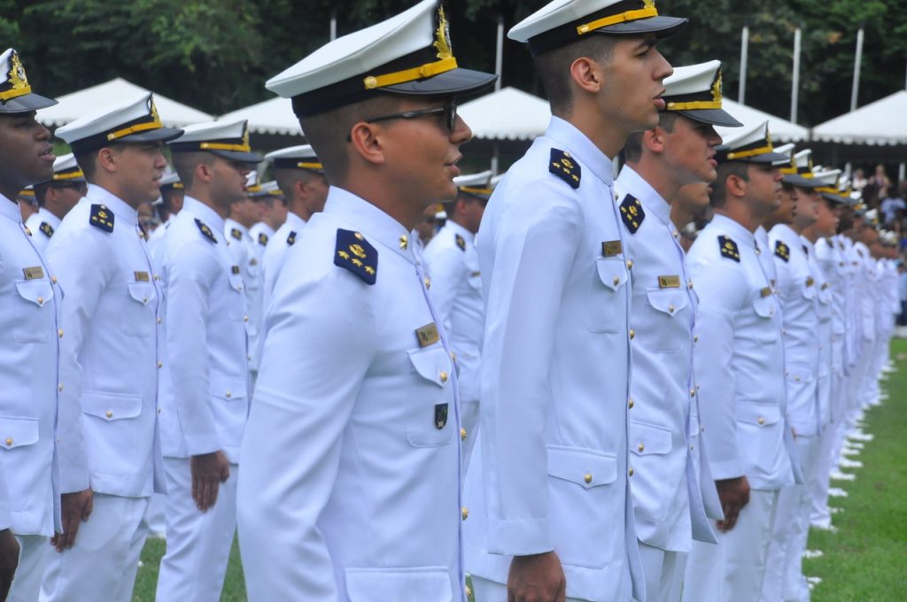 Marinha do Brasil abre seleção com 41 vagas de nível superior