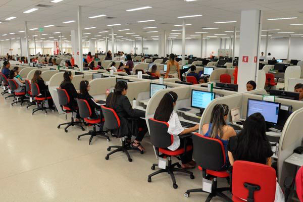 Governo suspende atividades de 180 empresas por telemarketing abusivo