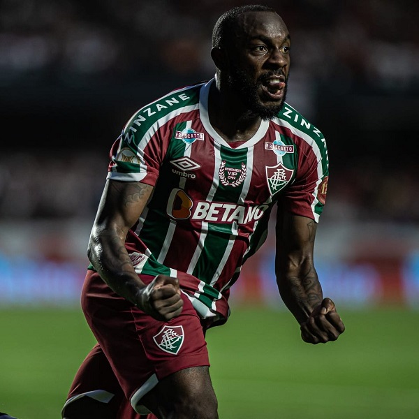 São Paulo e Flu empatam em 2 a 2 em disputa acirrada pelo Brasileirão